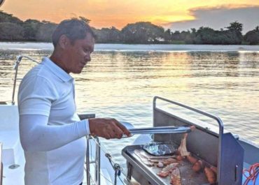 BBQ For Dinner On Yacht Infinity Sails