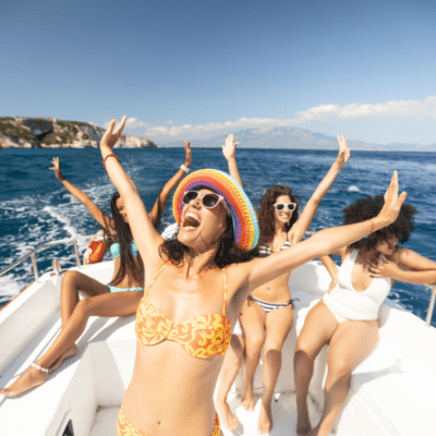 Guide to throwing a yacht party