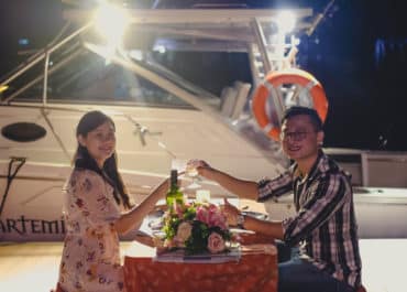Where to Go for a Romantic Date in Singapore? Try a Sunset Dinner Cruise!