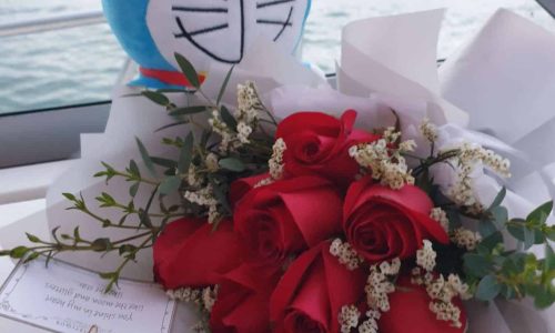 Proposal on Sea - Flower