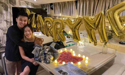 Proposing on Cruise Yacht